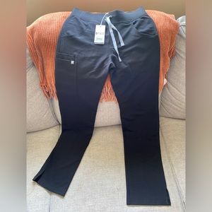 Kade™ Cargo Scrub Pants